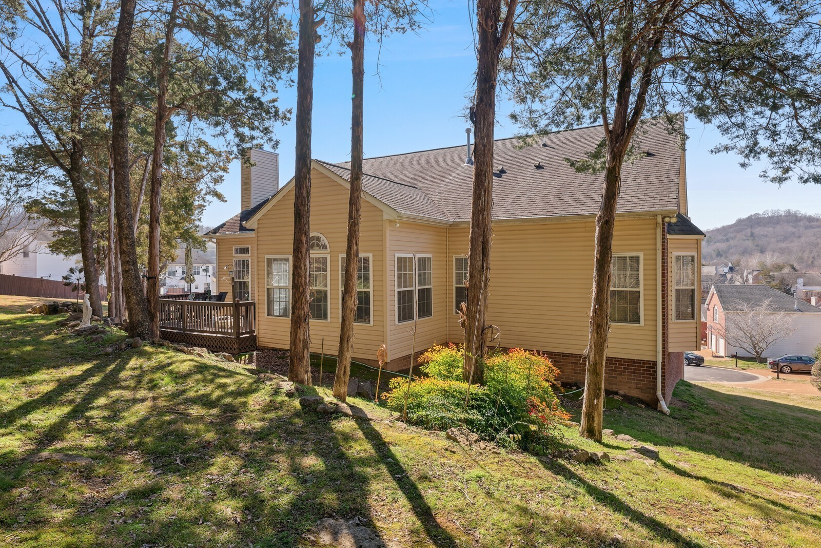 716 Warmstone Ct