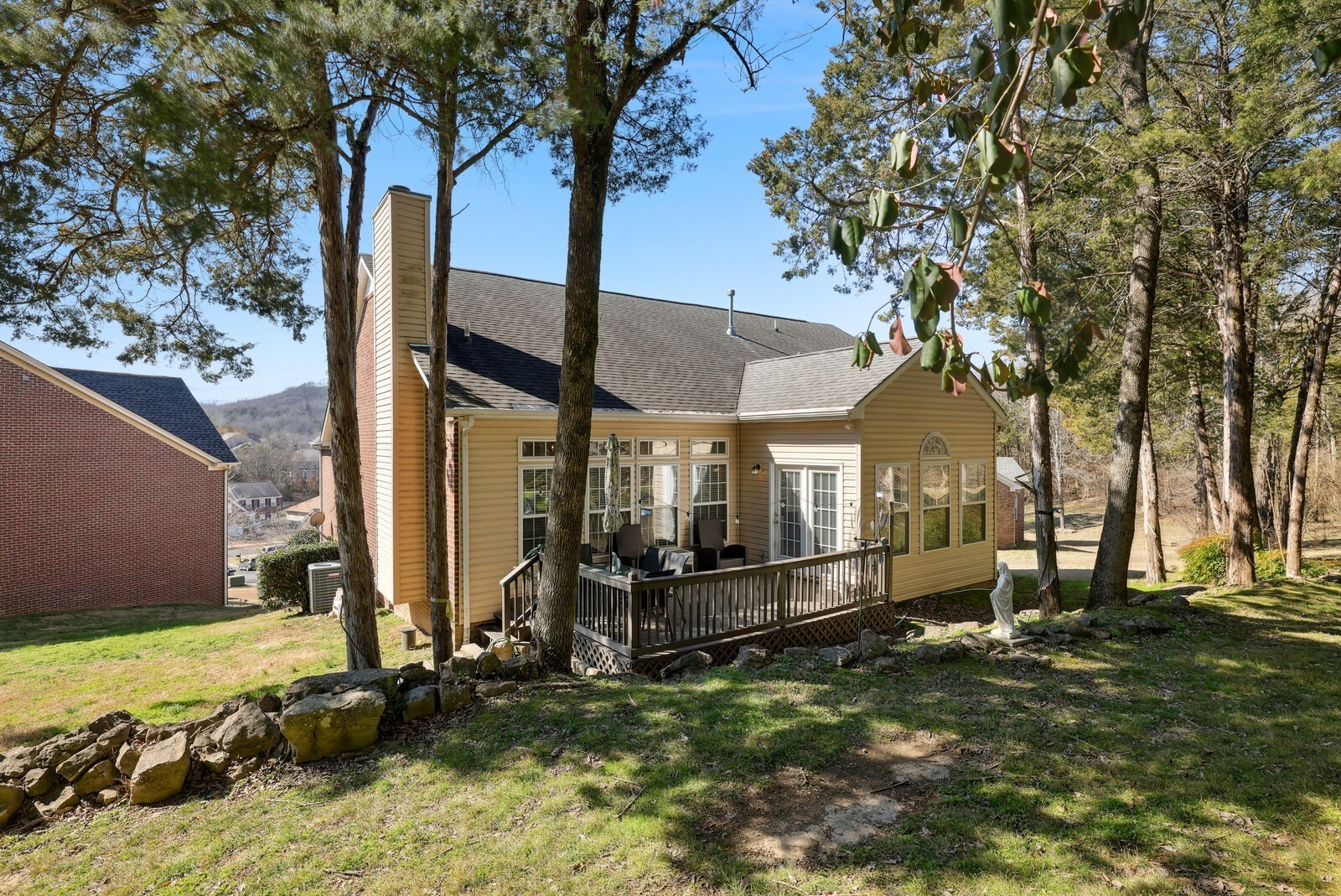 716 Warmstone Ct