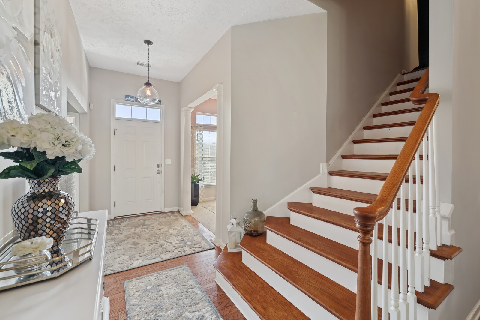 716 Warmstone Ct