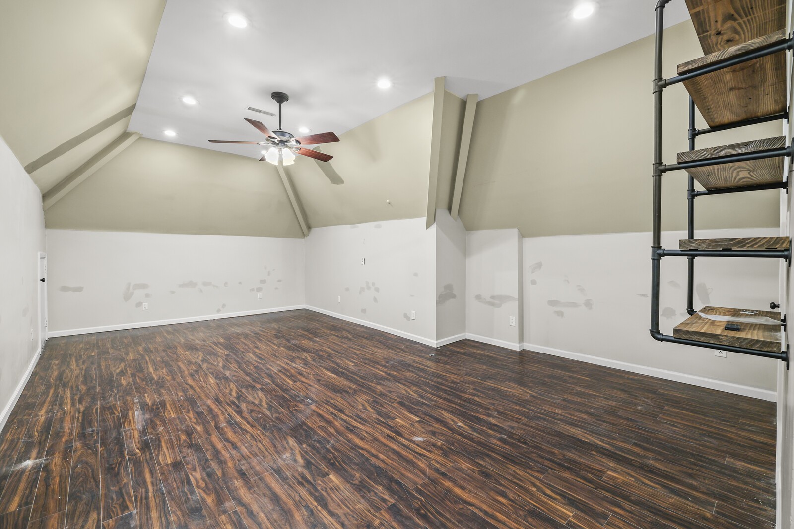 3346 Legacy Dr