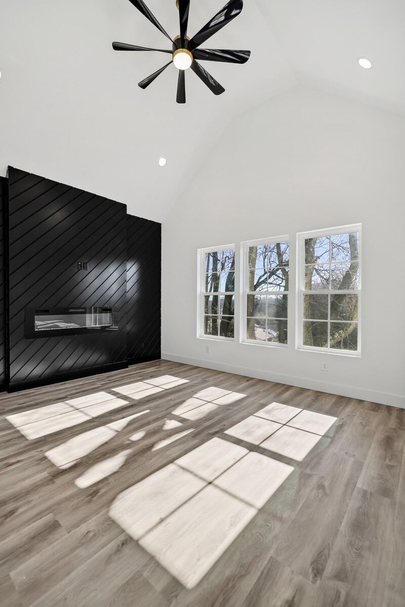 265 Paragon Mills Rd