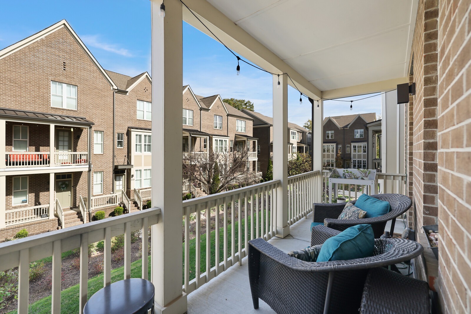 222 Porter Village Cir
