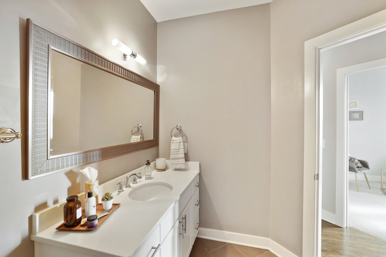 222 Porter Village Cir