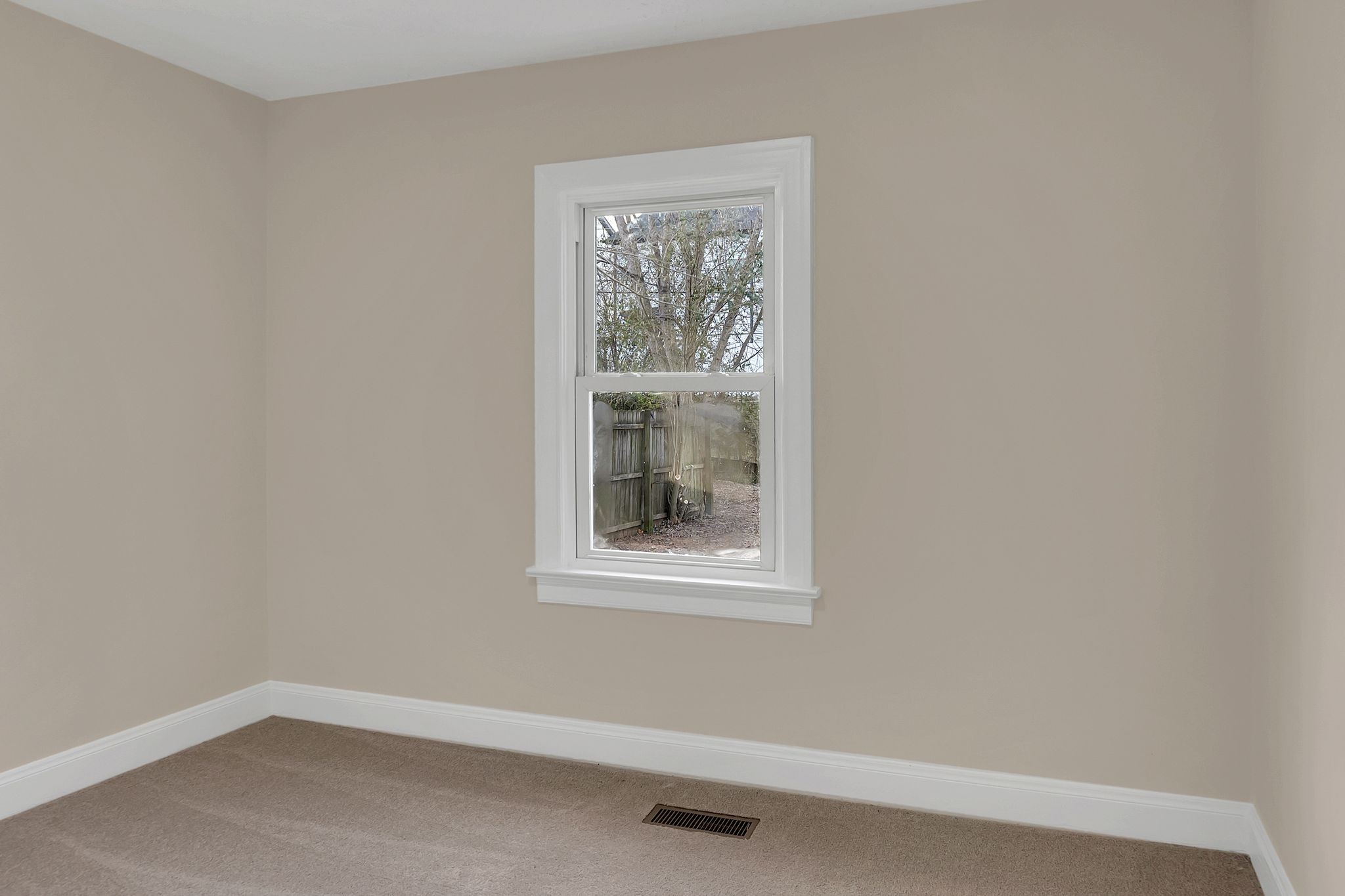 408 Highland Cir