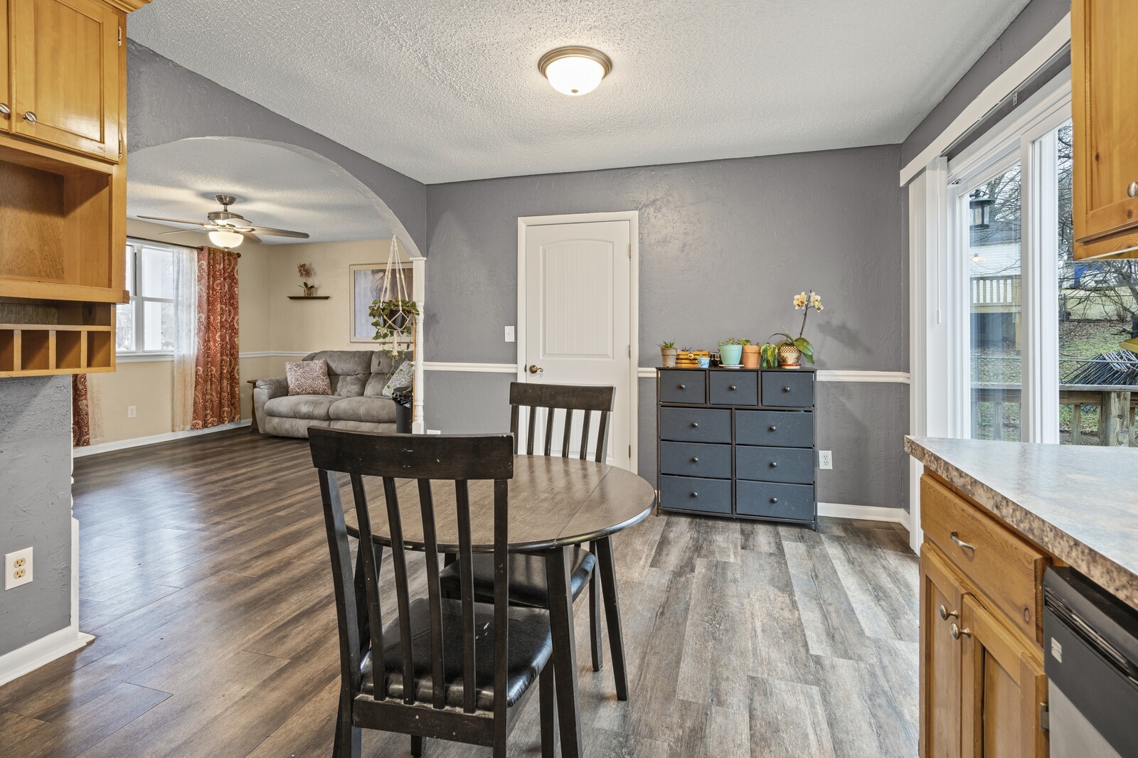 111 Cedar Ridge Dr