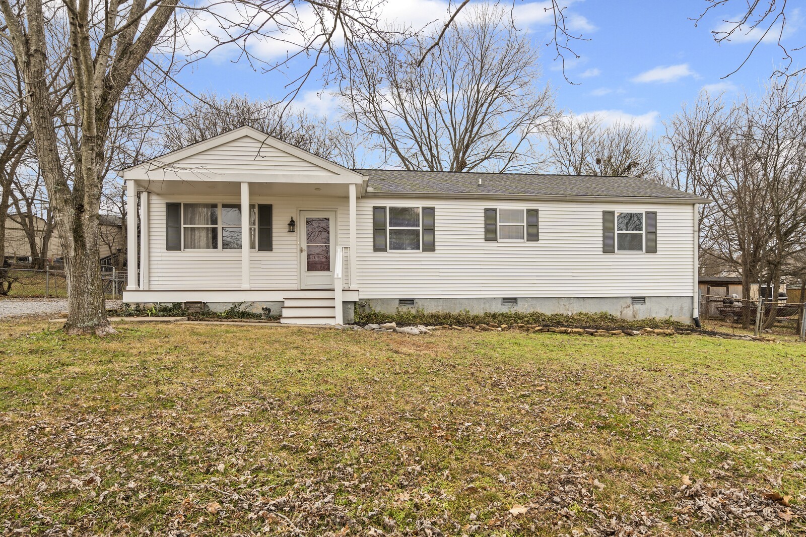 111 Cedar Ridge Dr