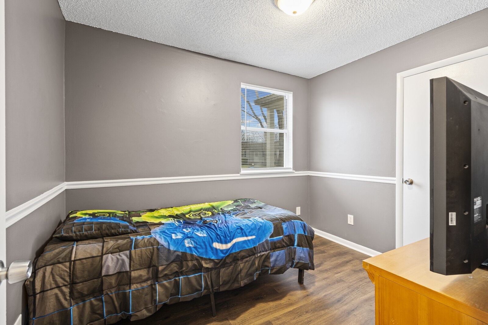 111 Cedar Ridge Dr