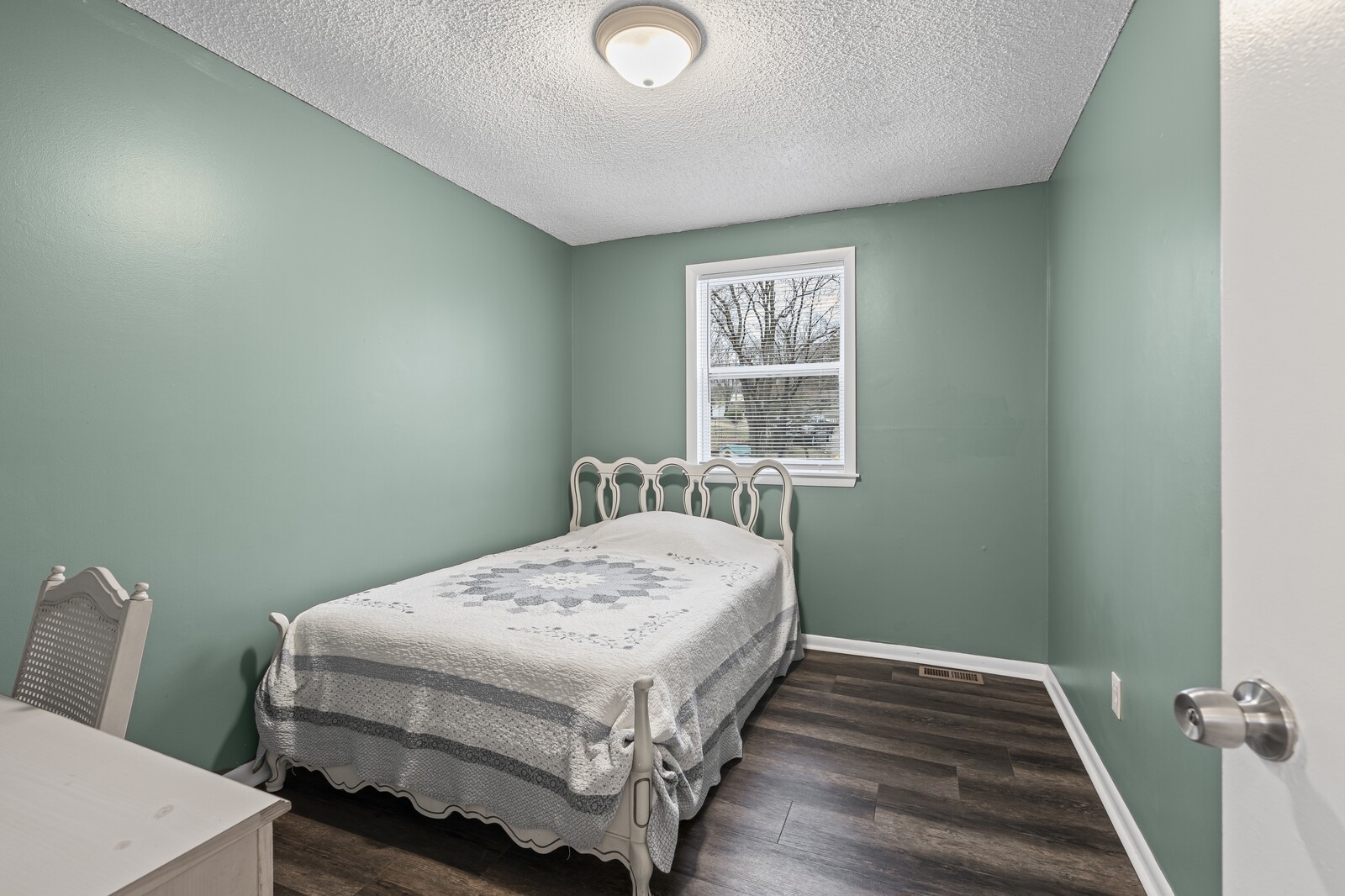 111 Cedar Ridge Dr