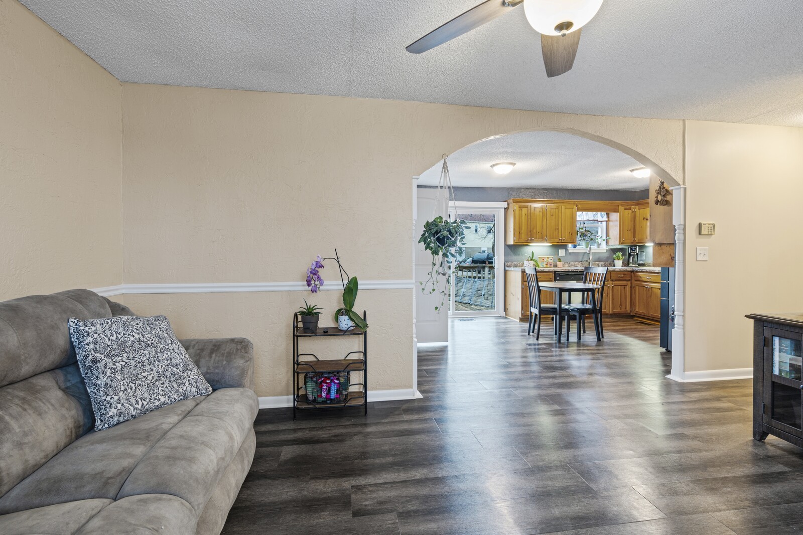 111 Cedar Ridge Dr
