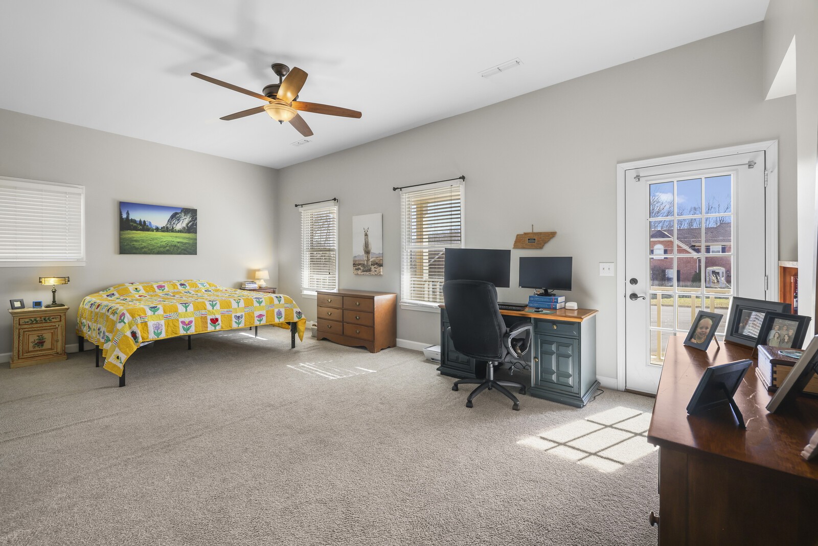 1304 Thoreau Ct