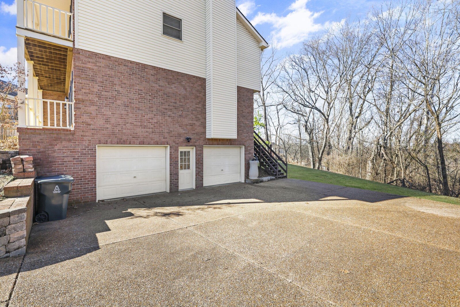 1304 Thoreau Ct