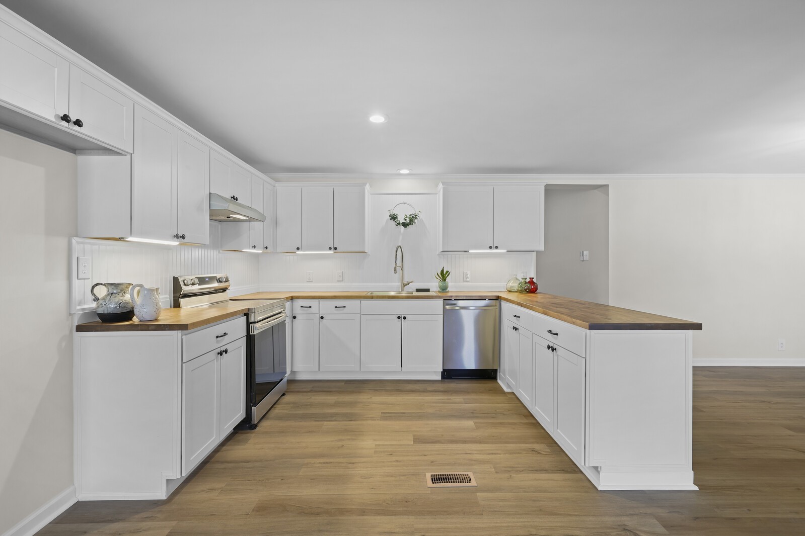 2132 Strickland Dr
