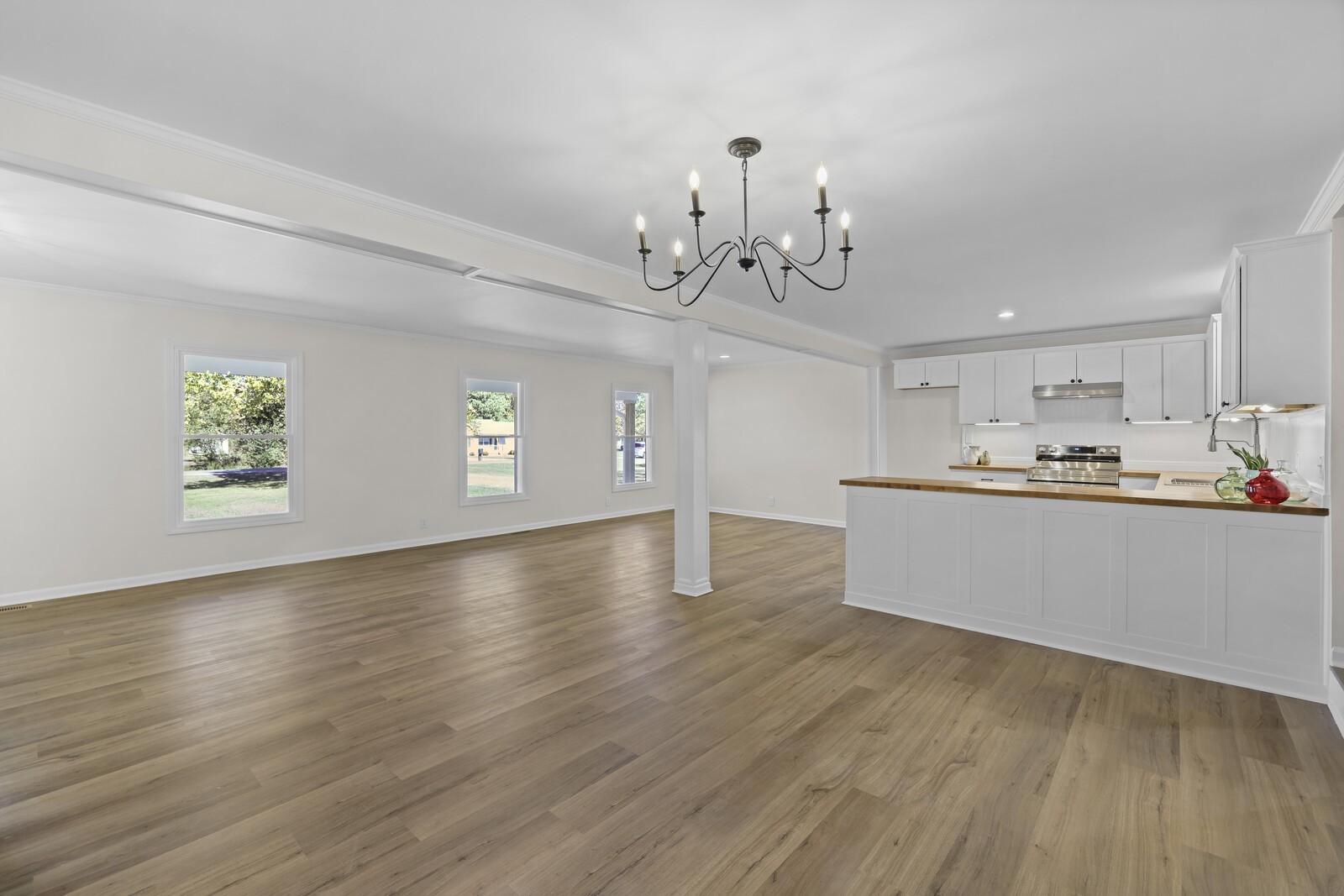 2132 Strickland Dr