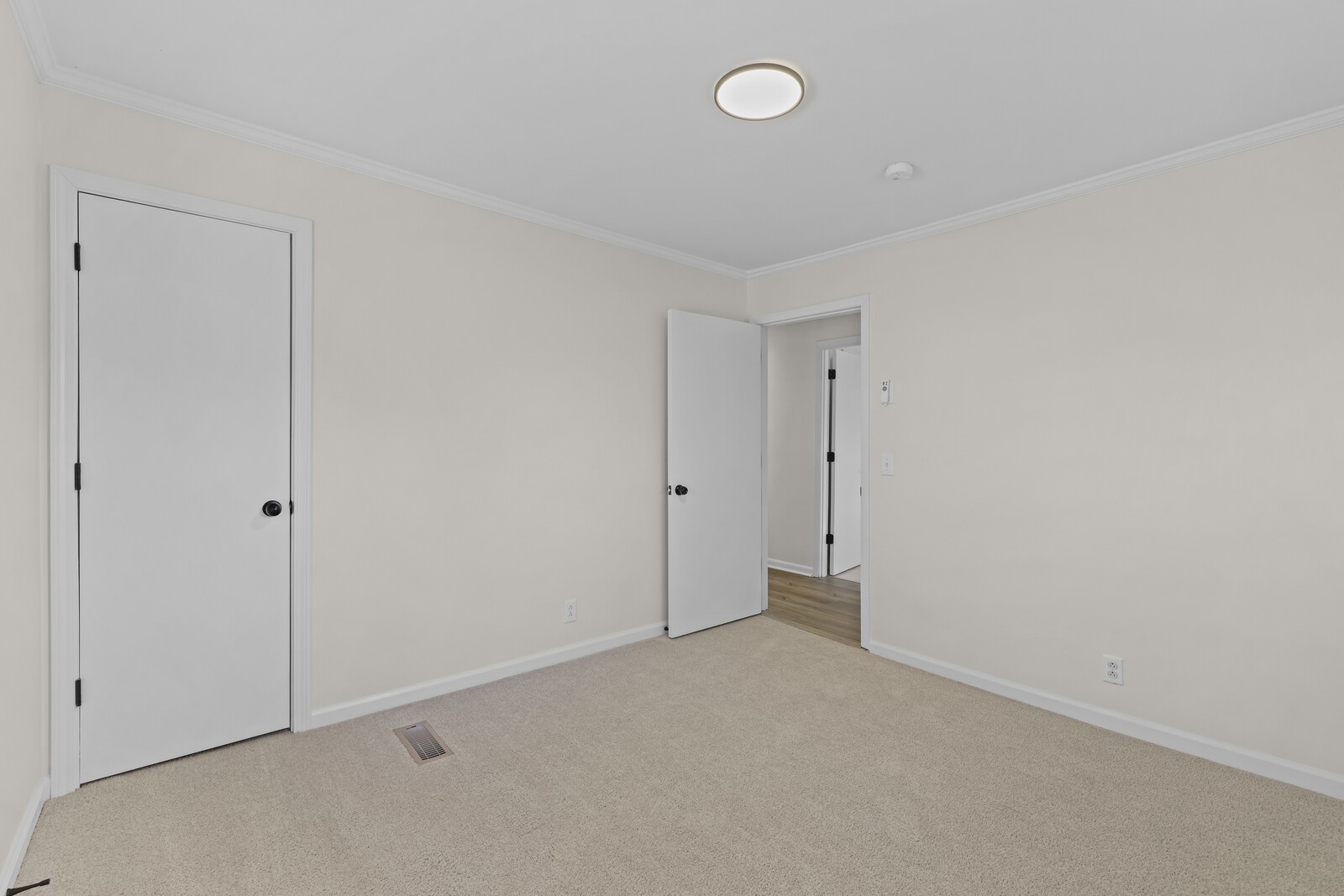 2132 Strickland Dr