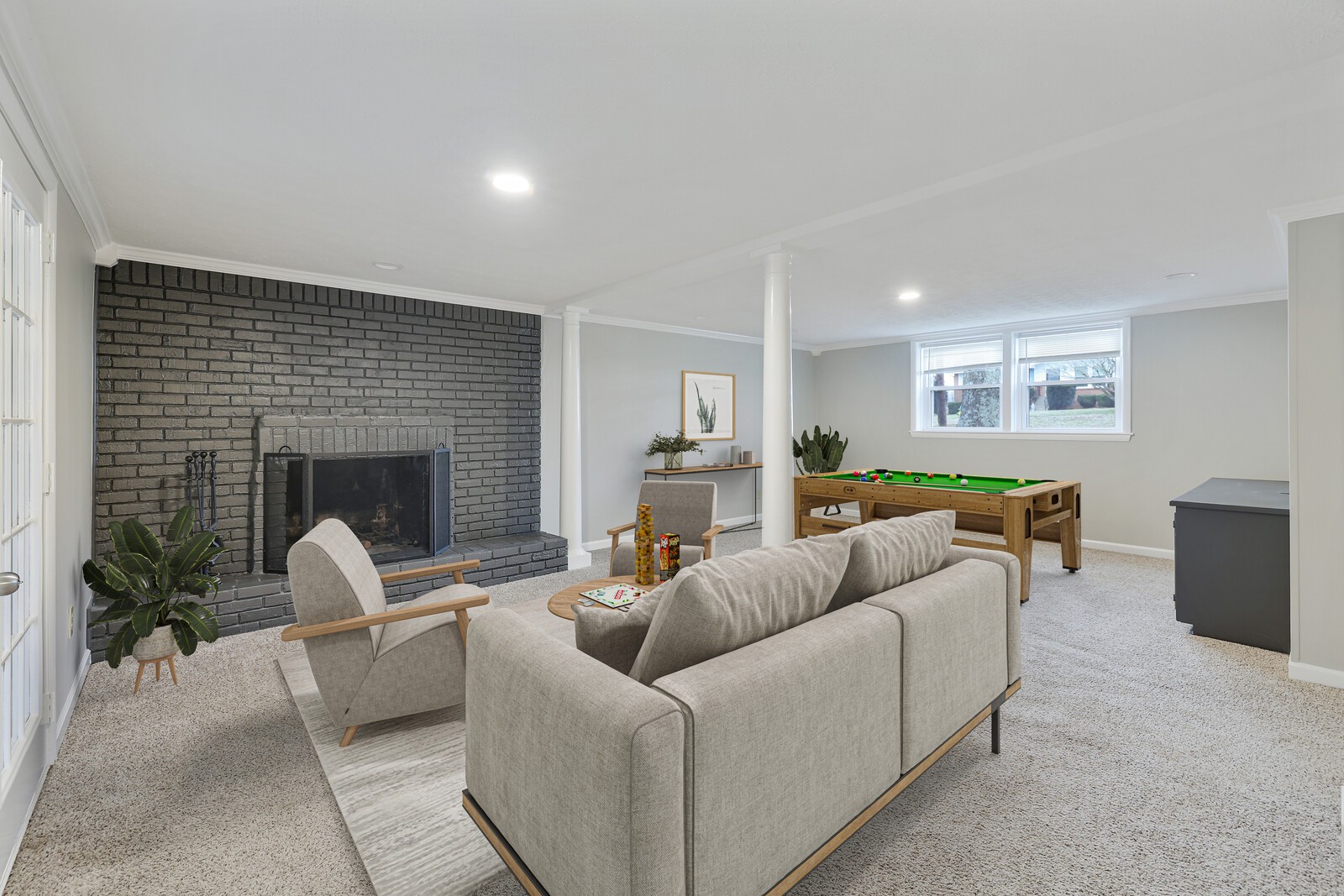 306 Crestridge Dr