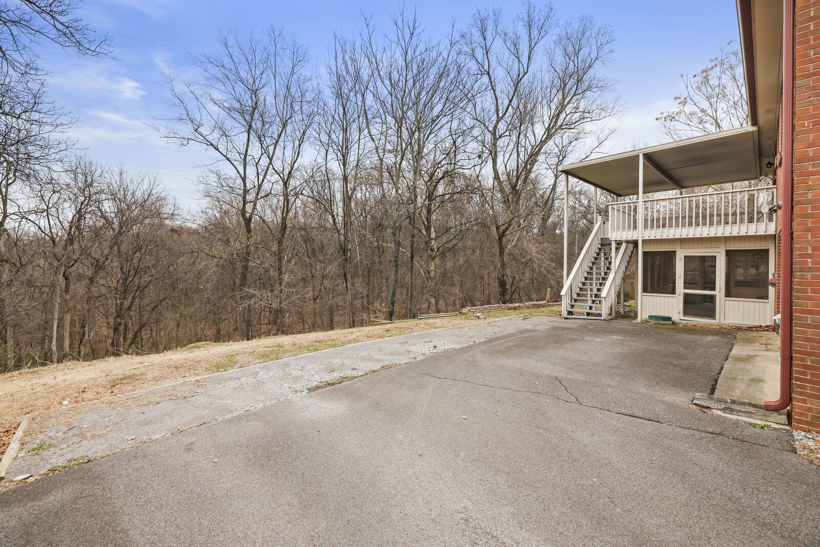 306 Crestridge Dr