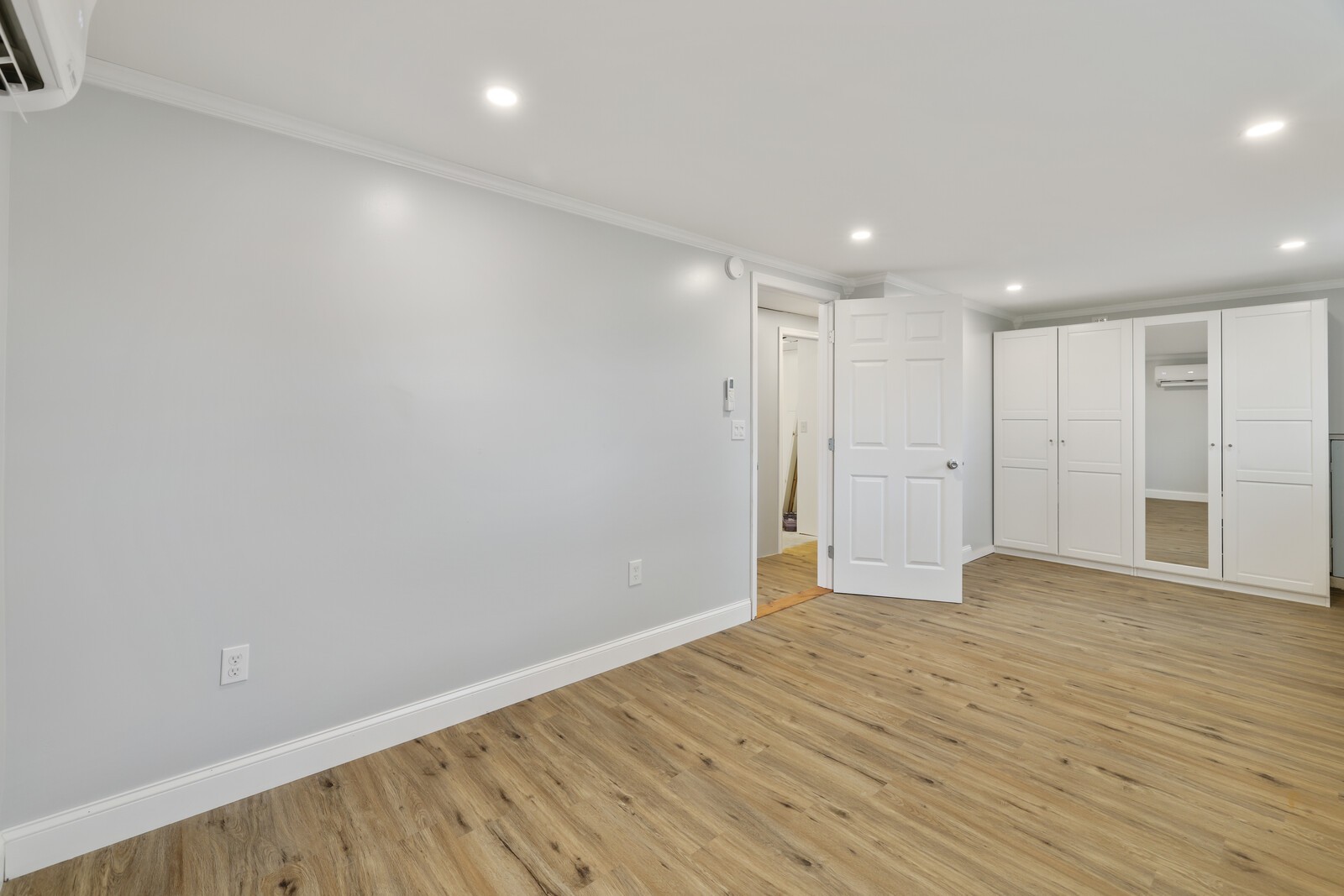 306 Crestridge Dr