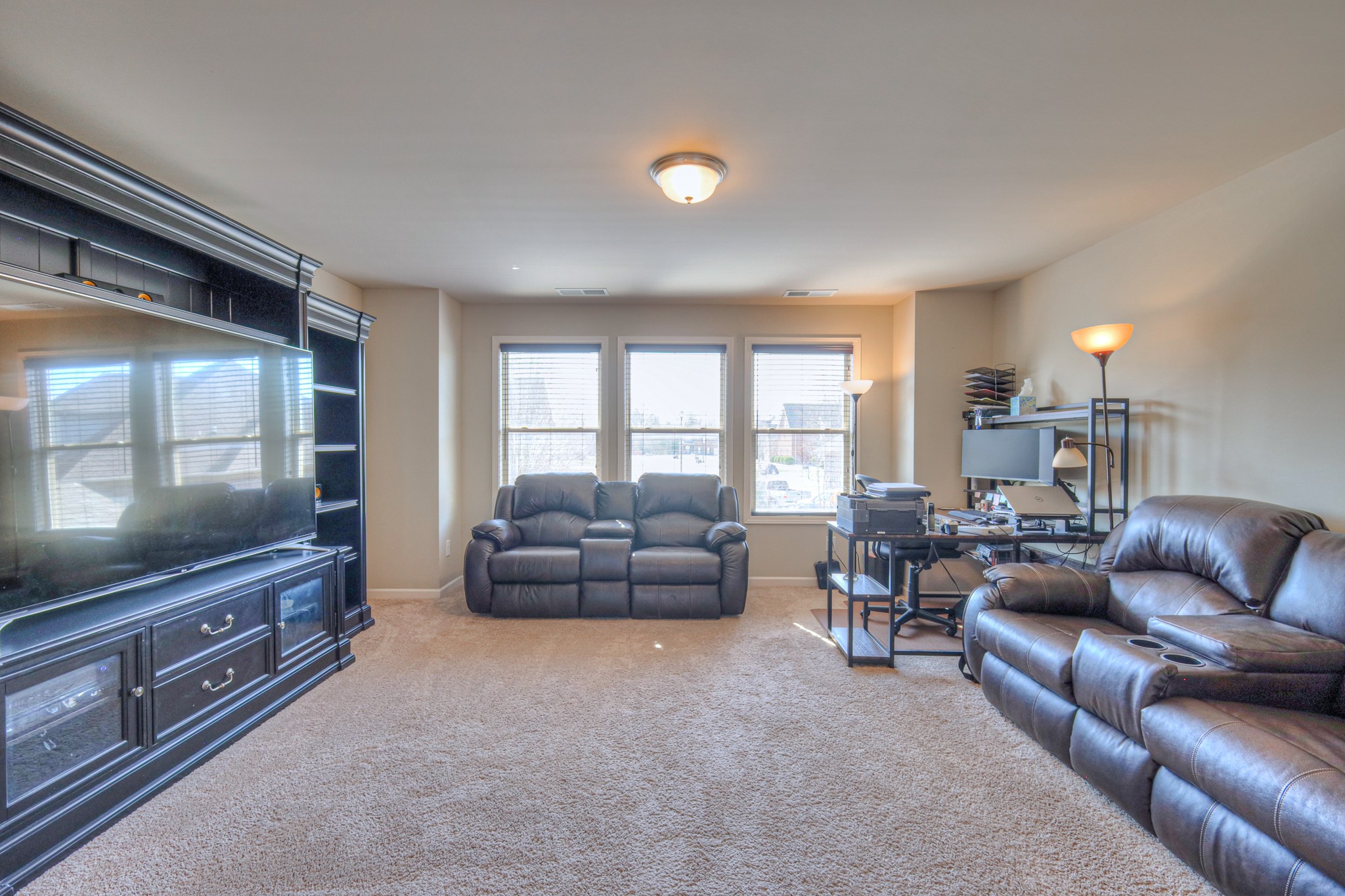 4914 General Eisenhower Dr