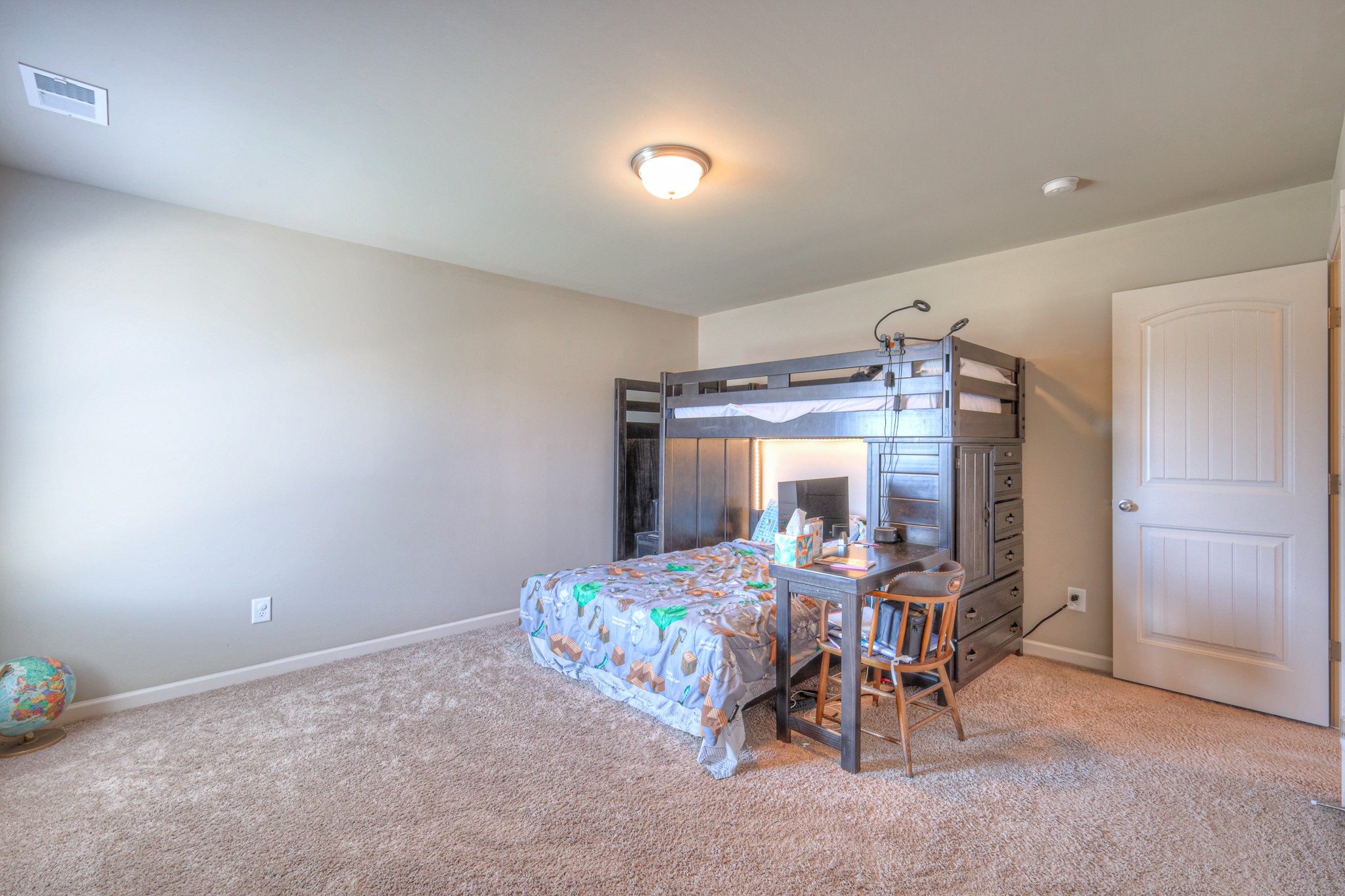 4914 General Eisenhower Dr
