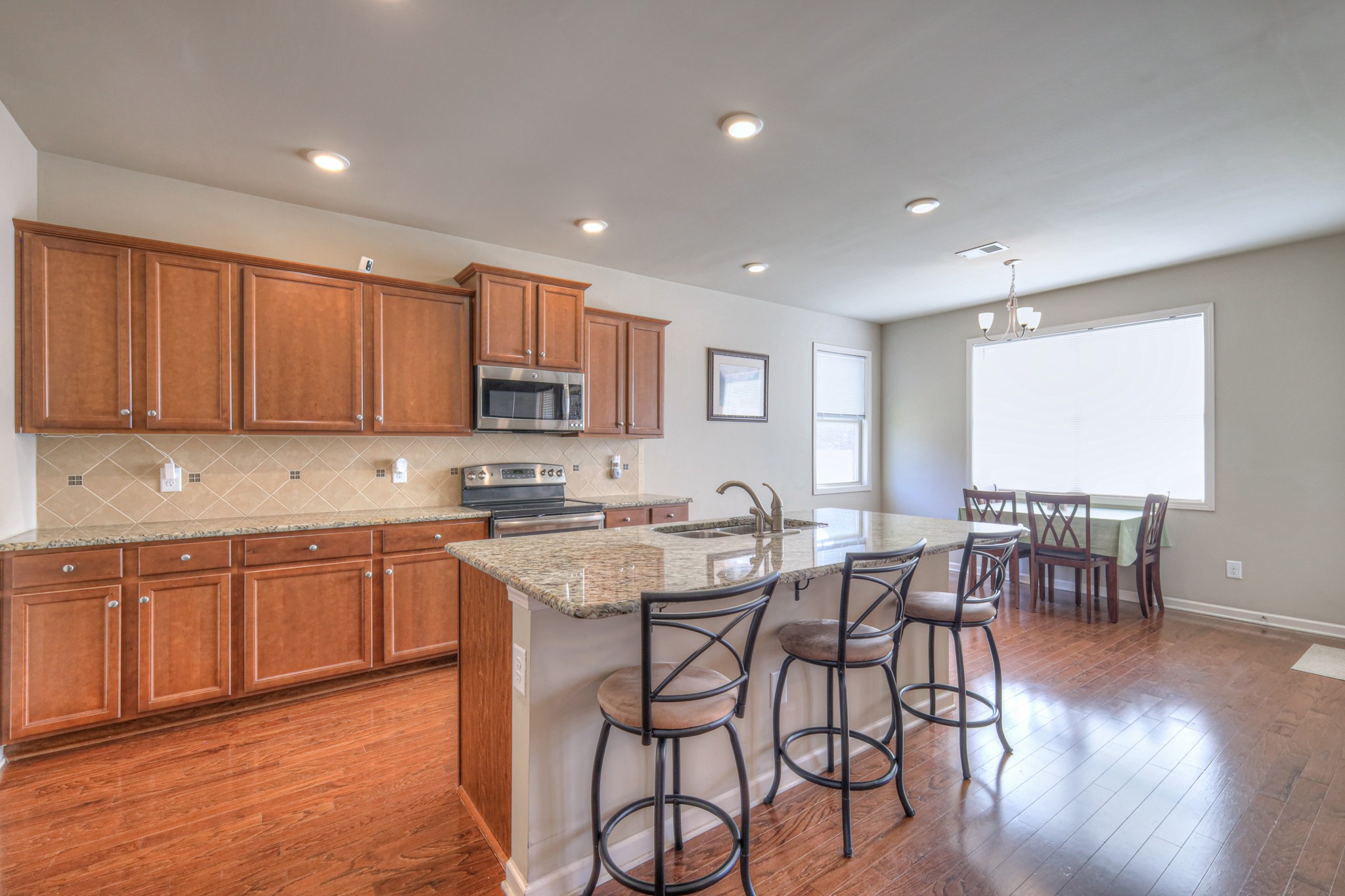 4914 General Eisenhower Dr