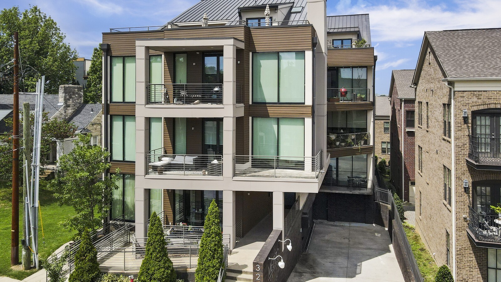 3210 Long Blvd Unit: 102