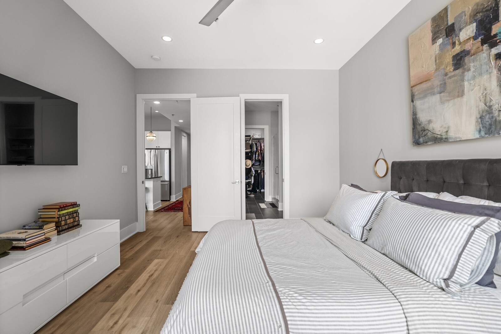 3210 Long Blvd Unit: 102