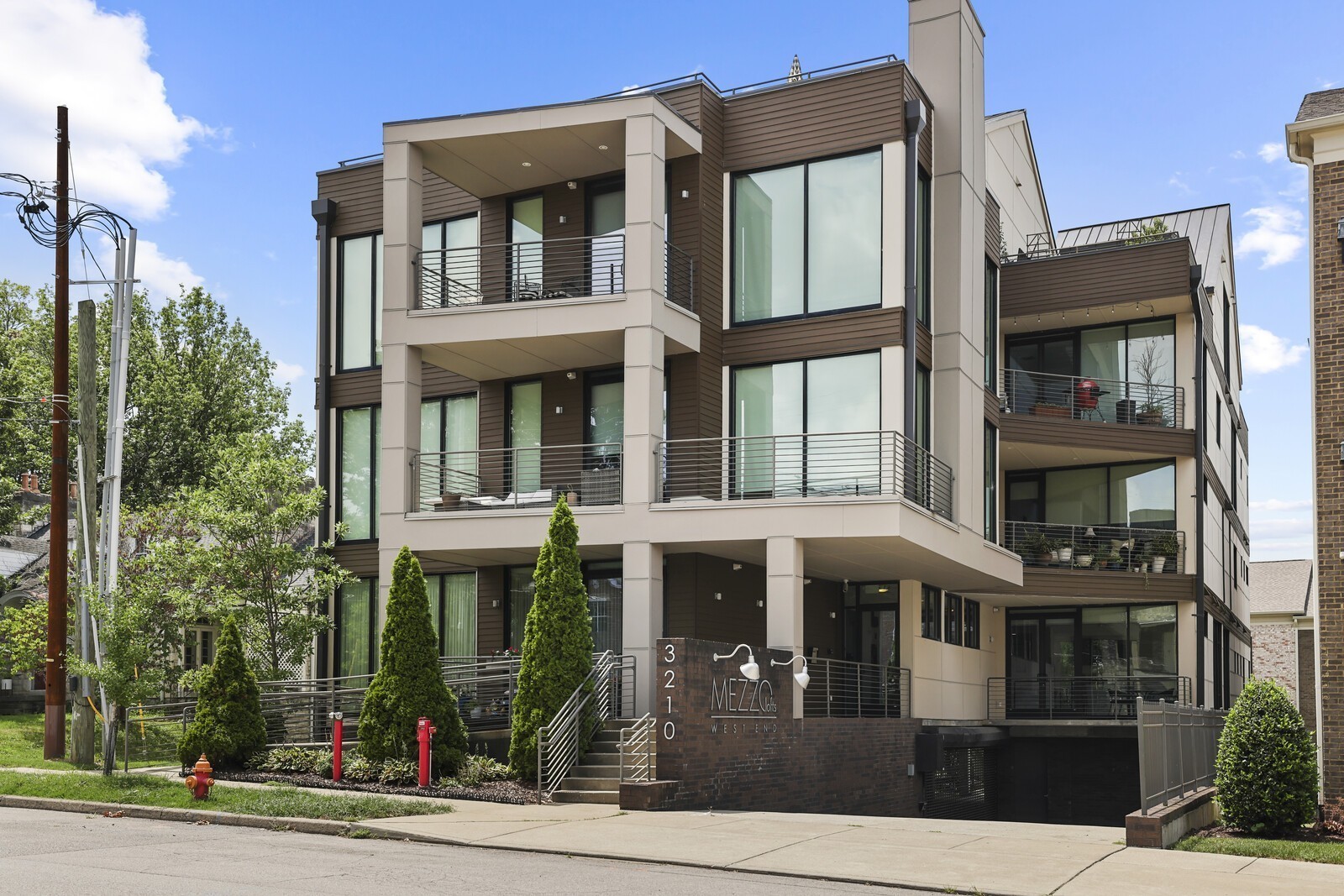 3210 Long Blvd Unit: 102
