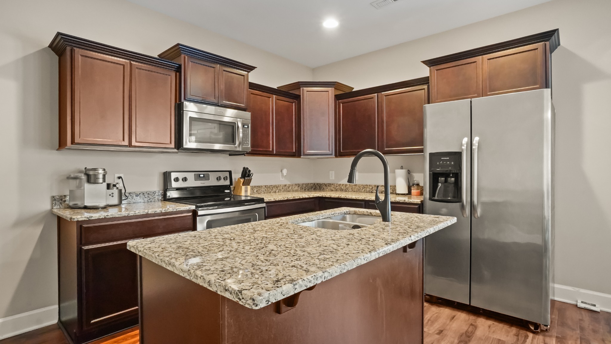2568 Val Marie Dr