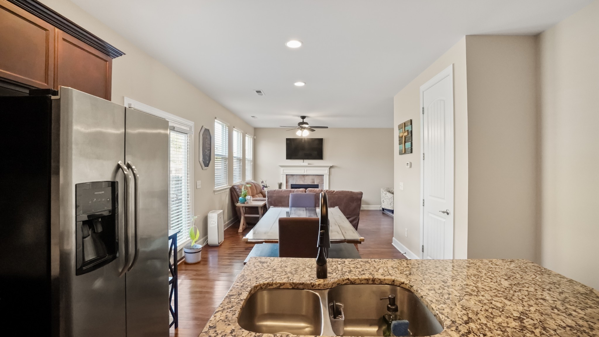 2568 Val Marie Dr