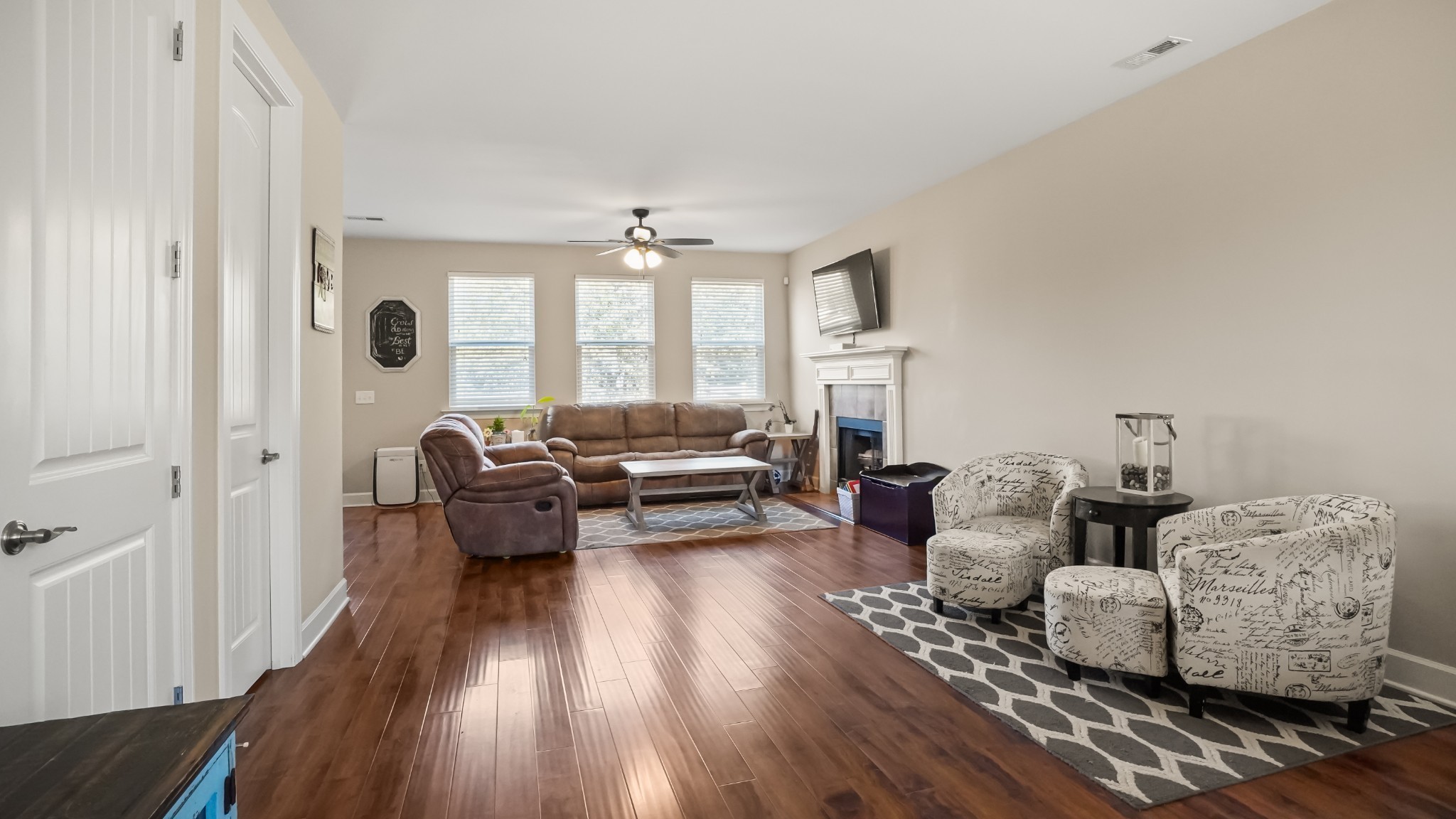 2568 Val Marie Dr
