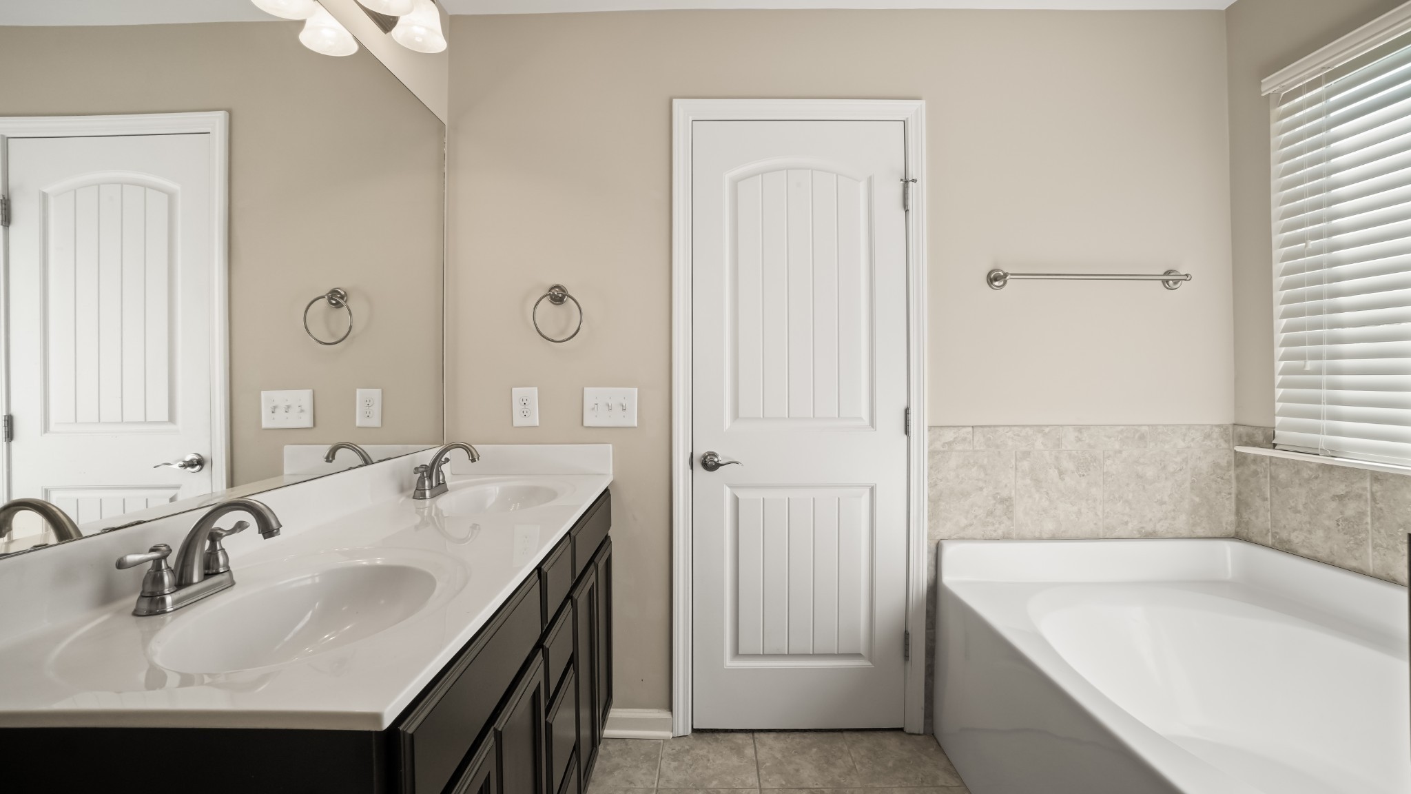 2568 Val Marie Dr