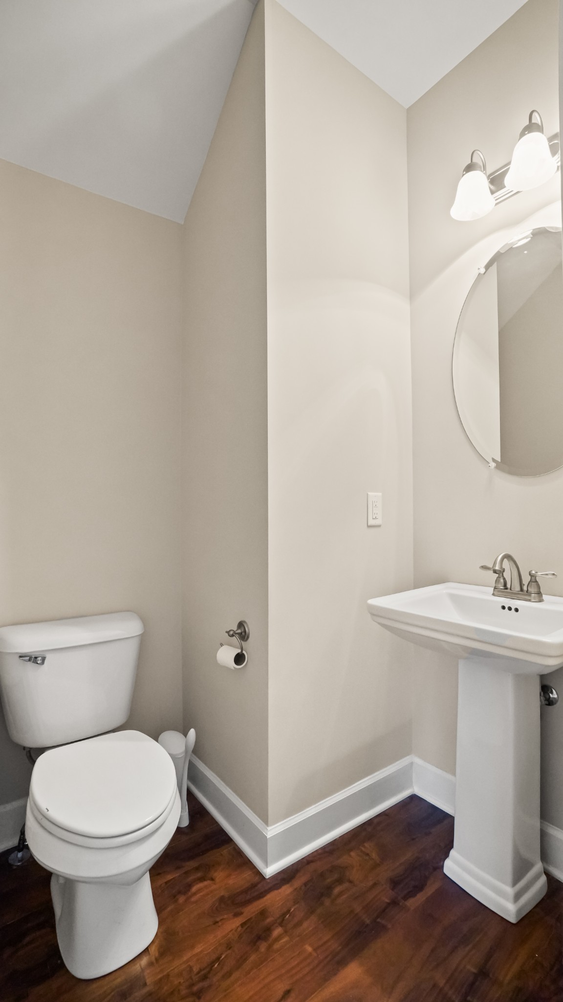 2568 Val Marie Dr