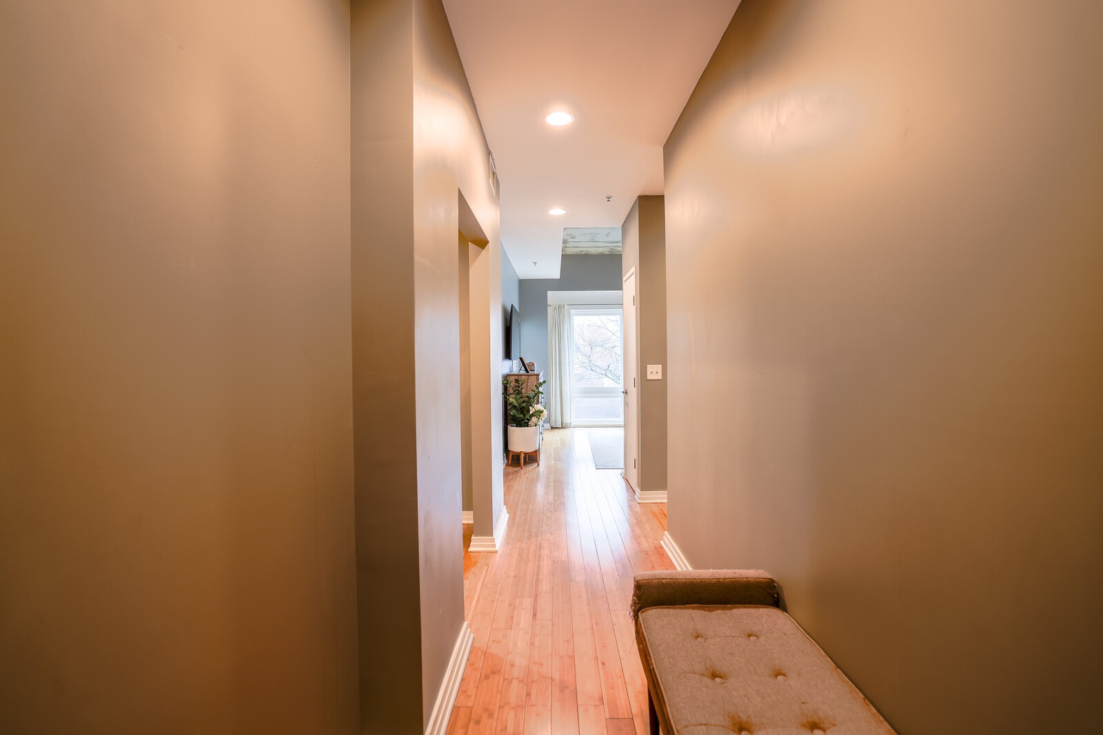 1101 18th Ave, S Unit: 500
