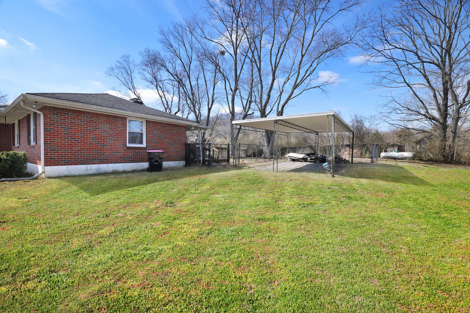 108 Echo Ln
