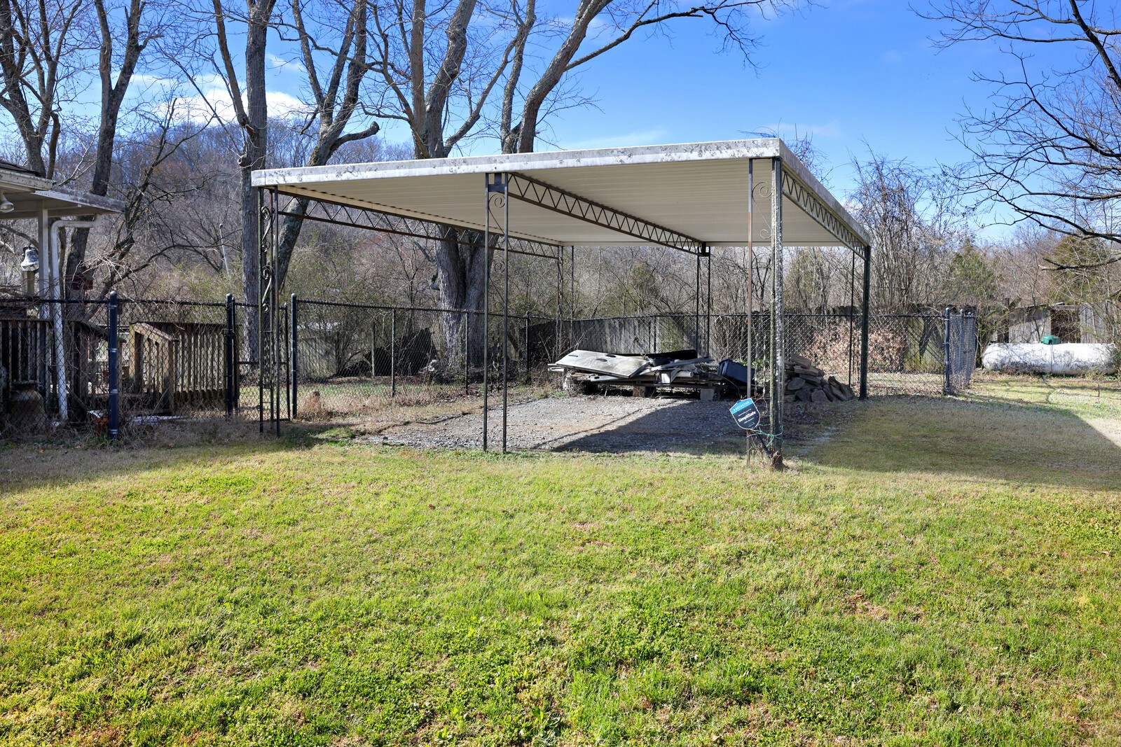 108 Echo Ln