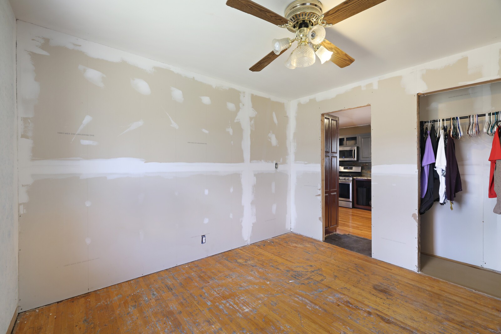 108 Echo Ln