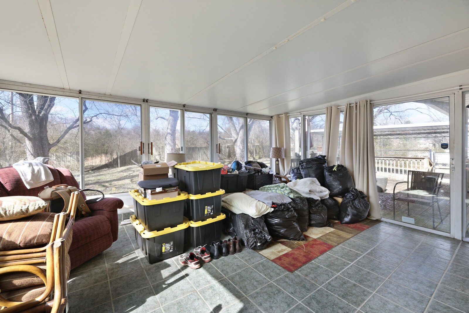 108 Echo Ln