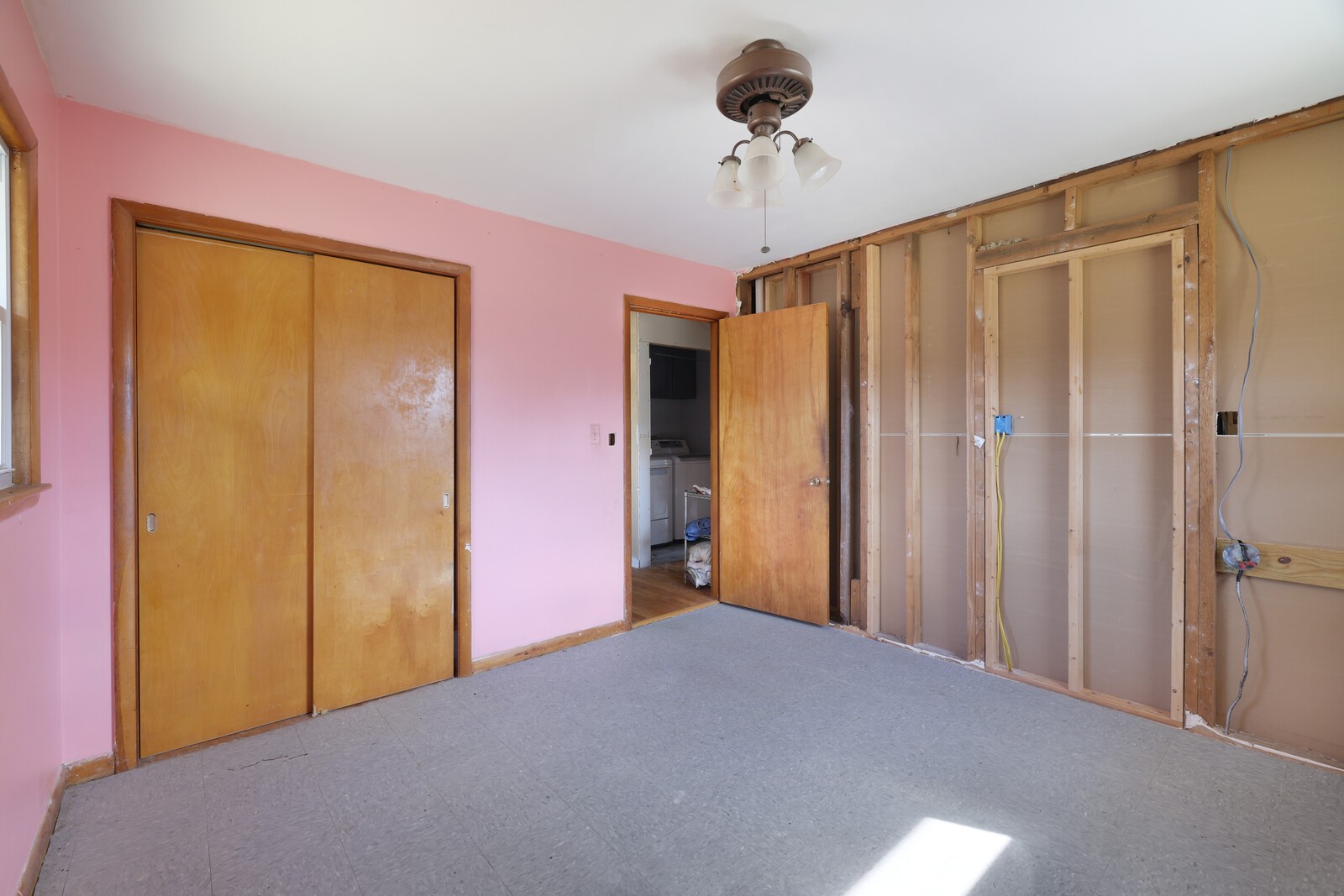 108 Echo Ln