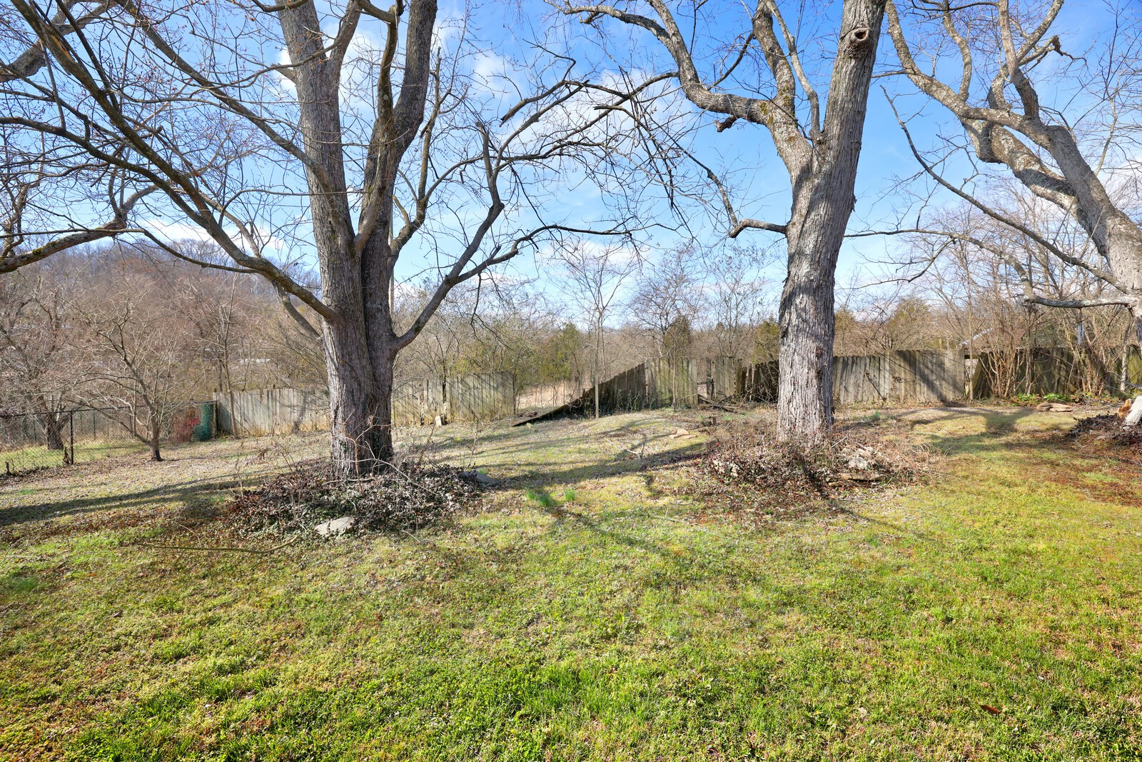 108 Echo Ln