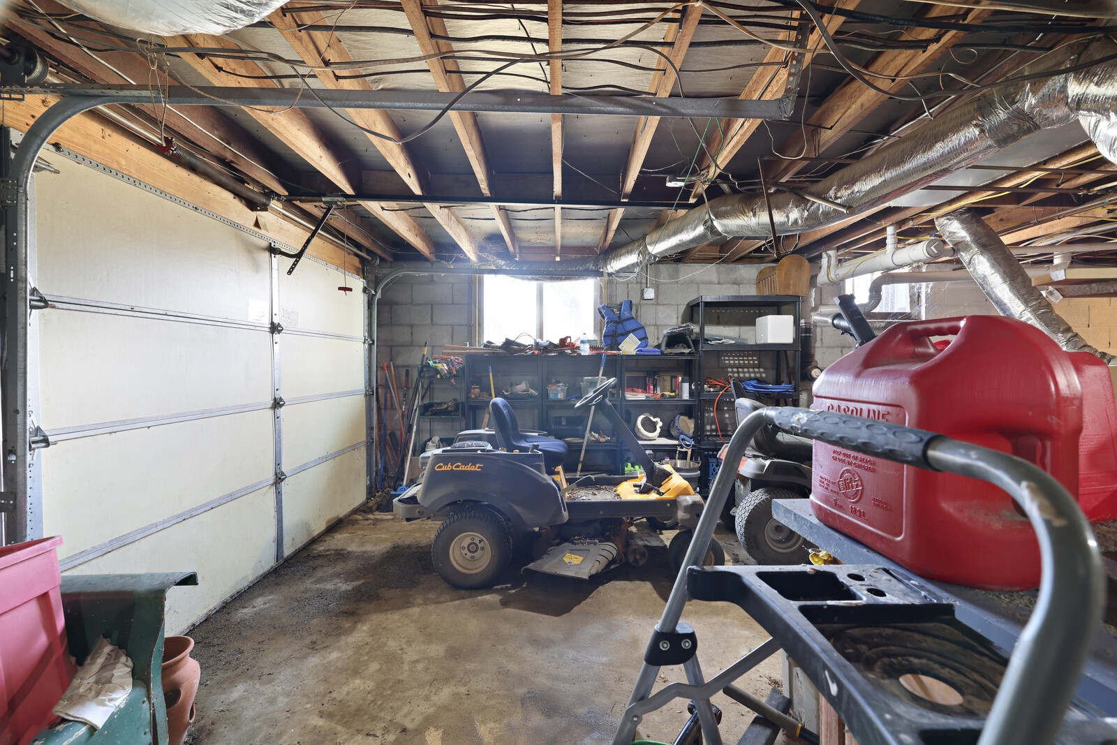 108 Echo Ln