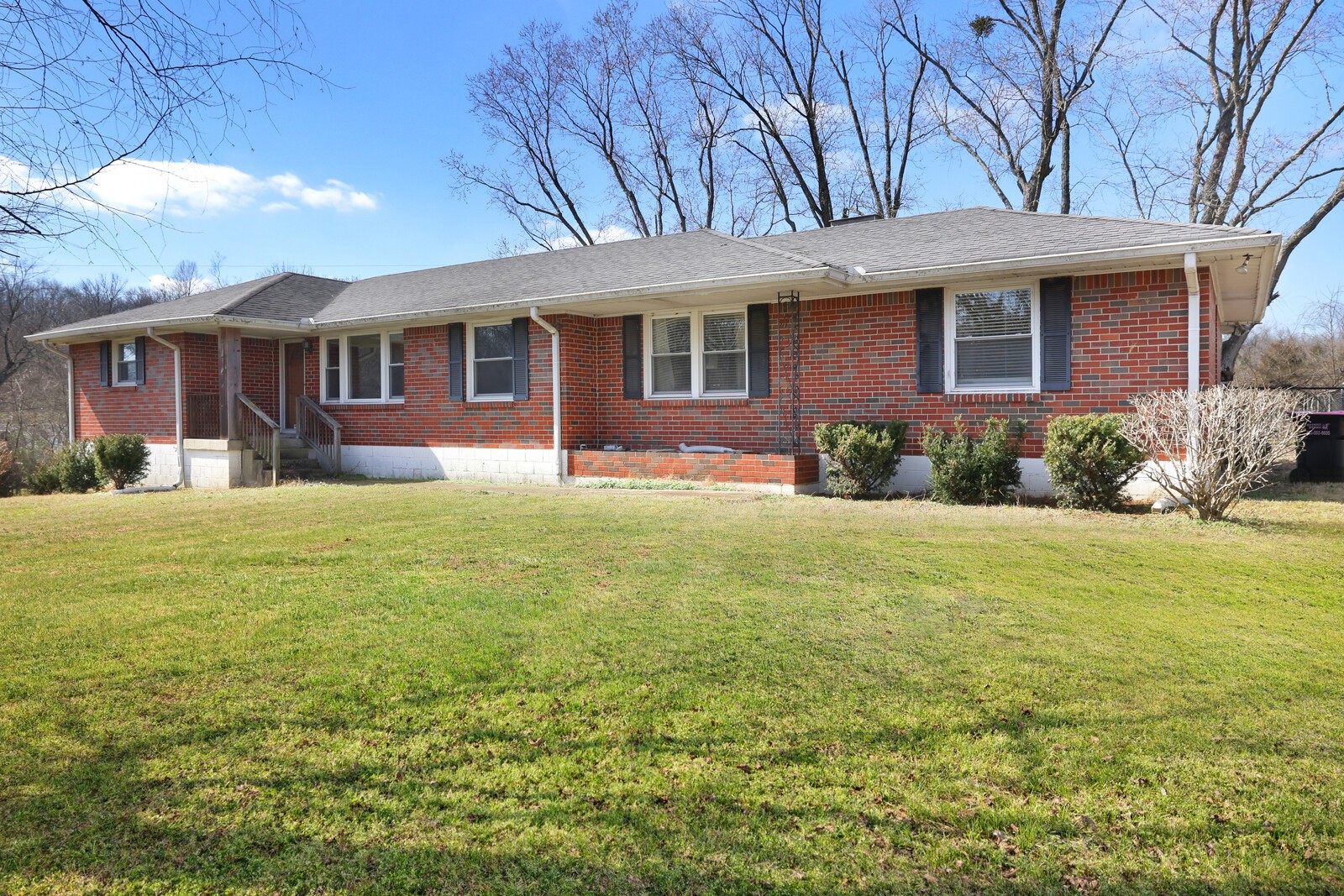 108 Echo Ln