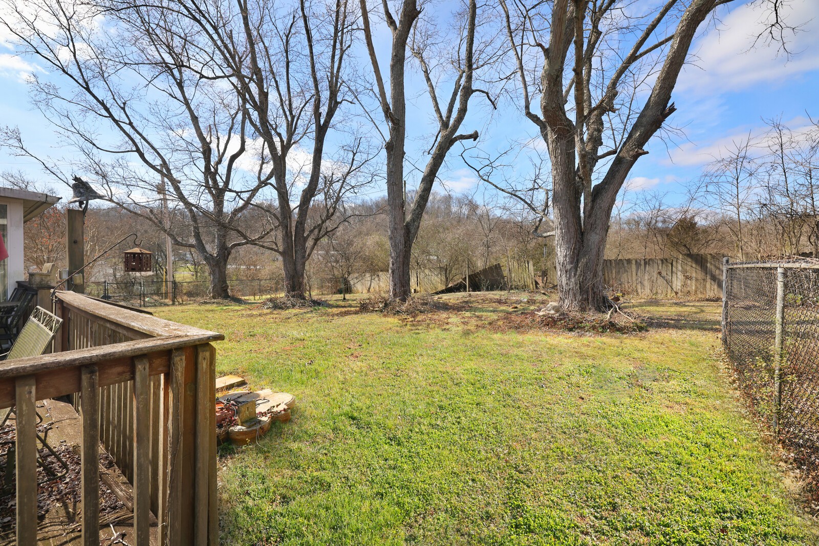 108 Echo Ln