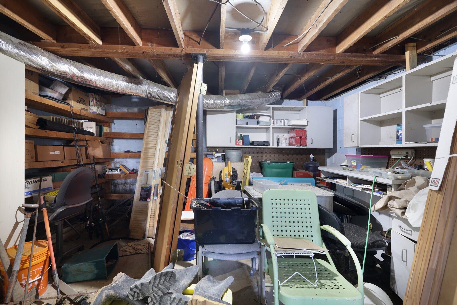 108 Echo Ln