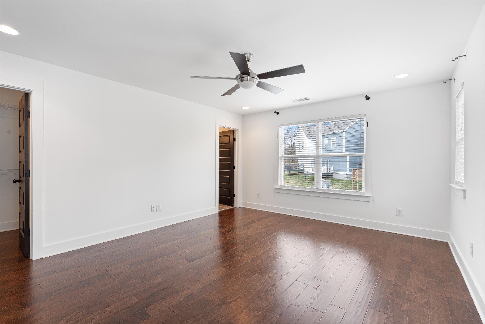 1332 Sula Dr