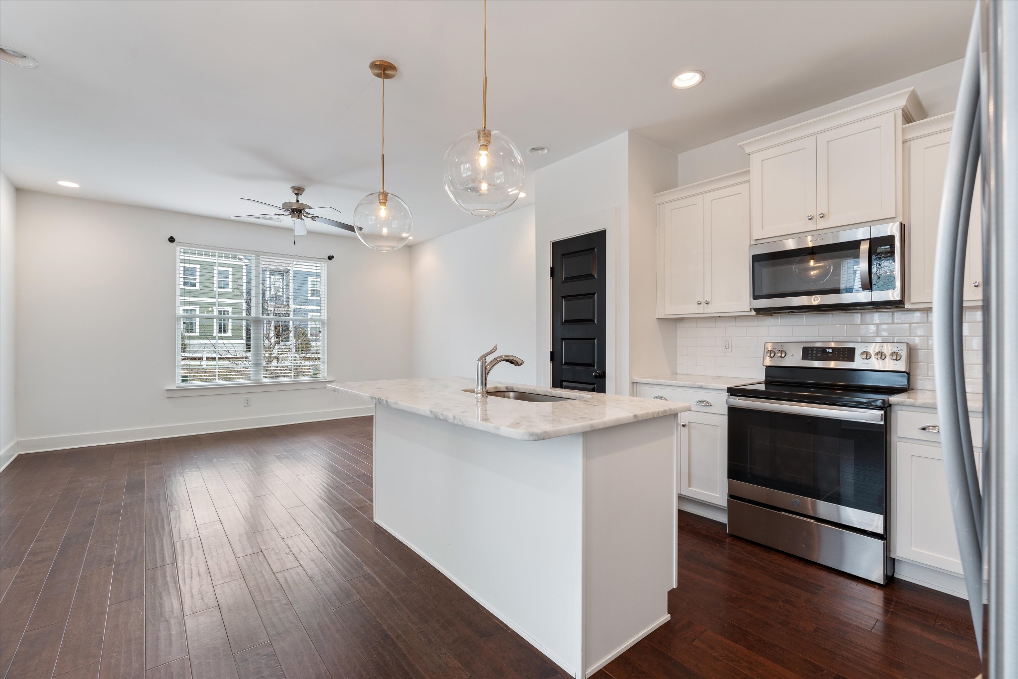 1332 Sula Dr