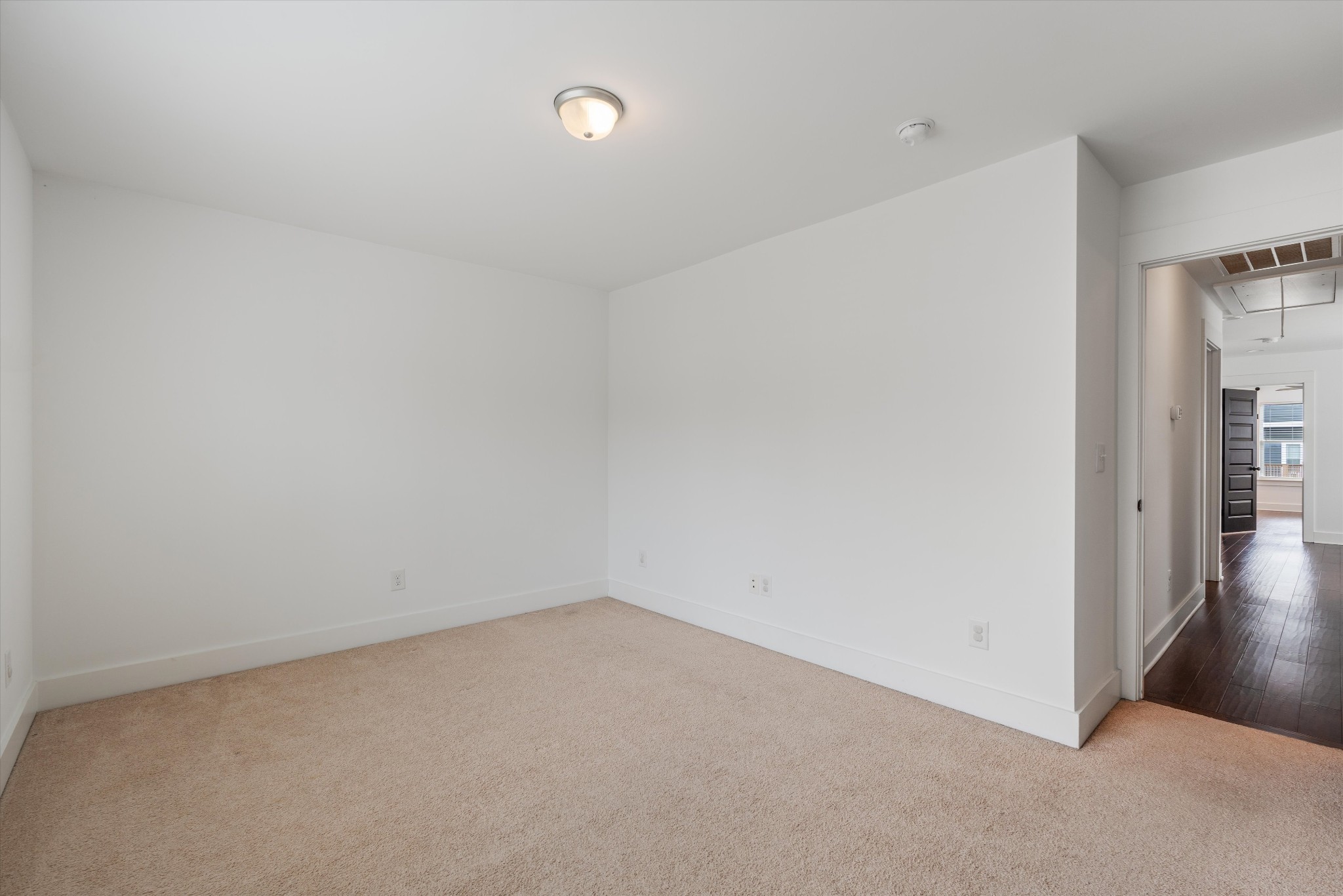 1332 Sula Dr