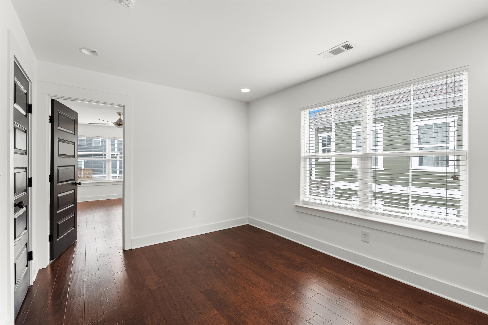 1332 Sula Dr