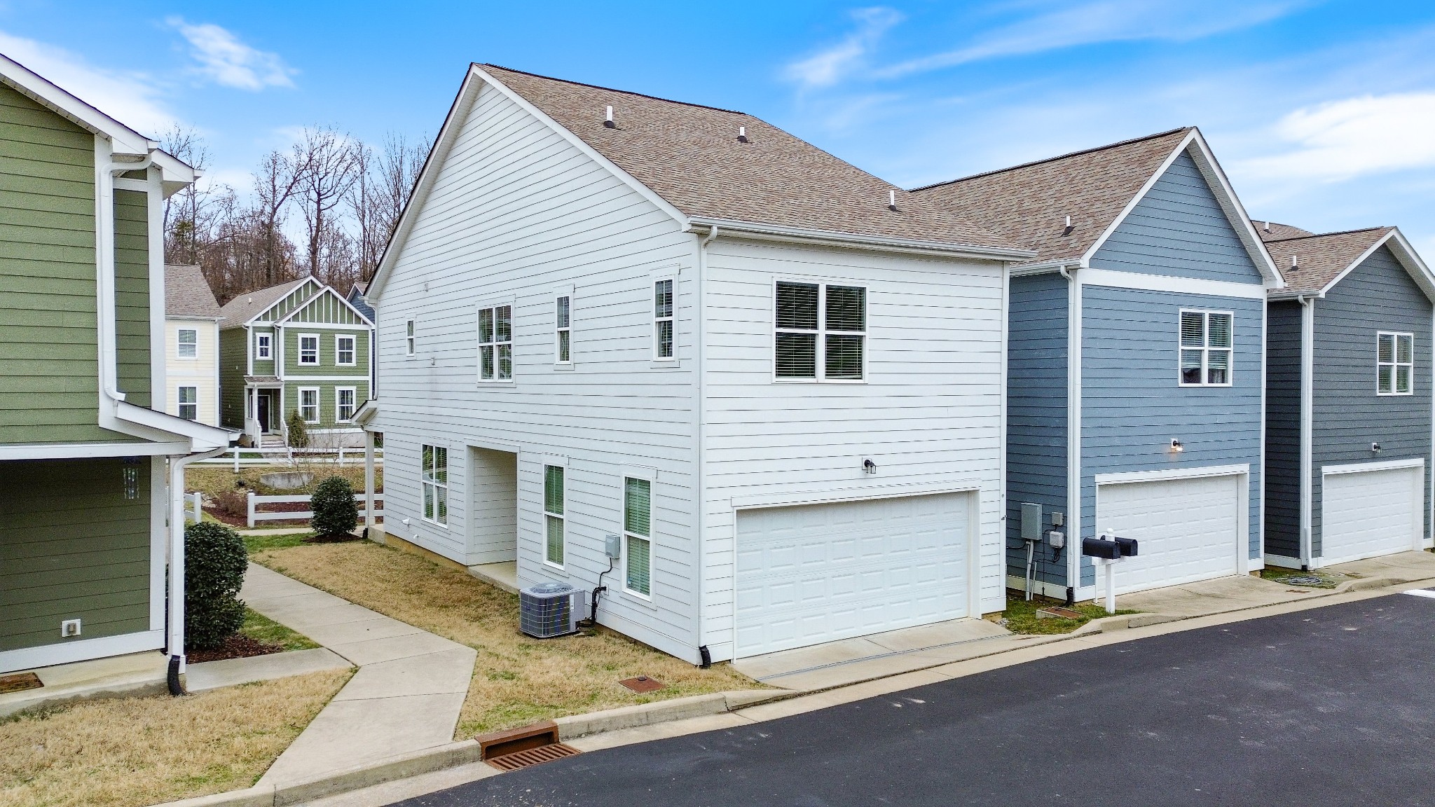 1332 Sula Dr