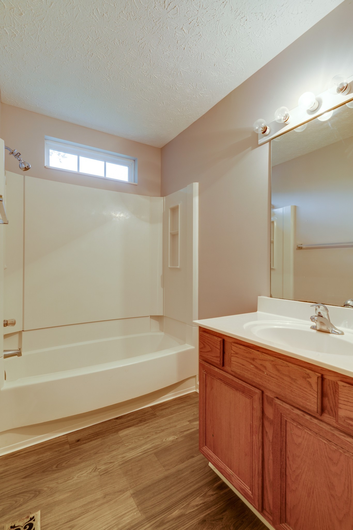 106 East Ridge Court