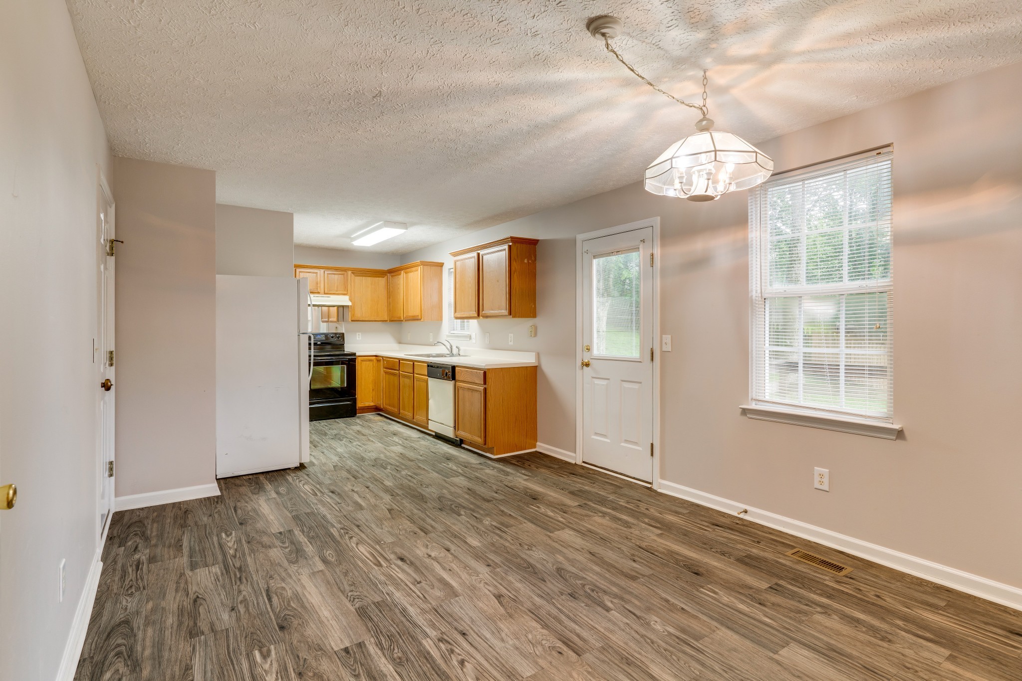 106 East Ridge Court